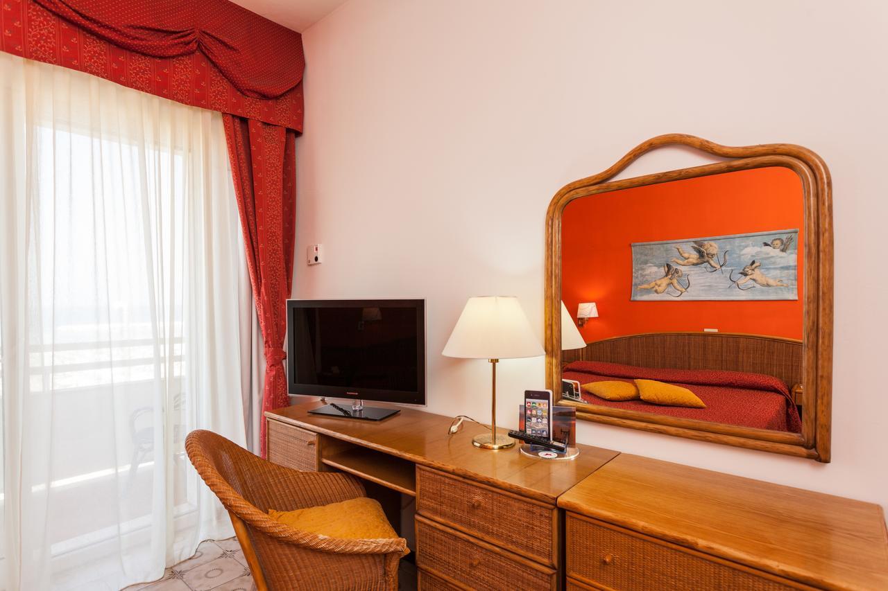 Hotel Resort Marinella Габичче-Маре Экстерьер фото